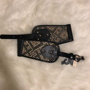 🖤🖤SALE🖤🖤NWT Forever 21 Belt S/M